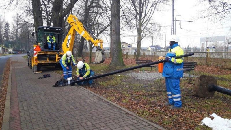 Wymiana oświetlenia ulicznego w Janowicach Wielkich.