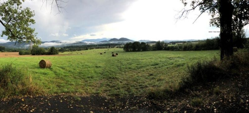 Widok na Rudawy Janowickie z Radomierza.