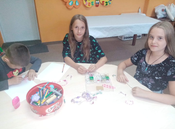 Screenshot 085920 2 1128