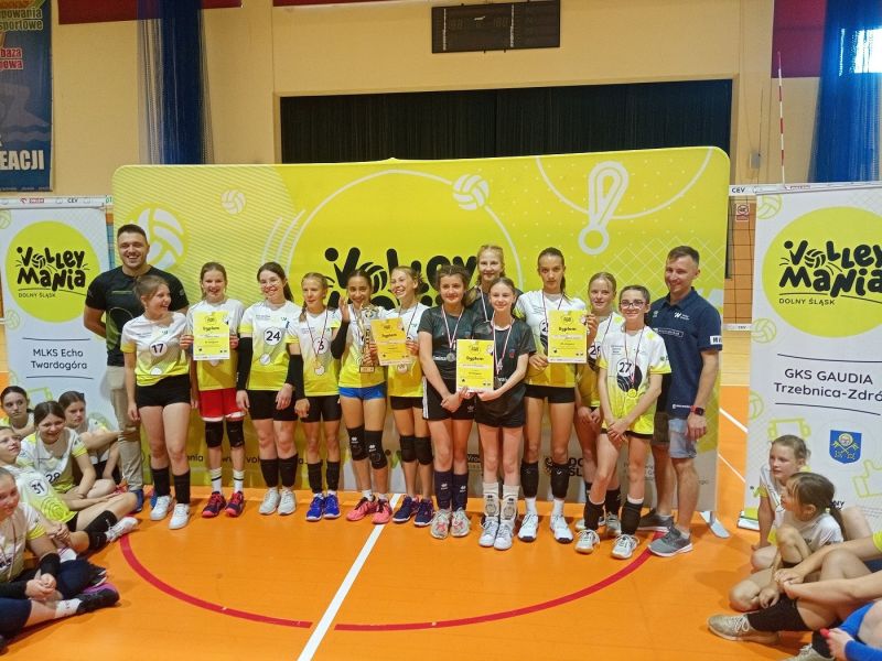 Volleymania Twardogora 2 2012