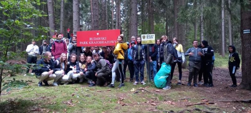 Akcja sprzątania szlaków turystycznych