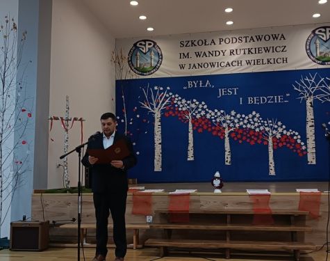 IMG 132208 Easy Resize.com 5207