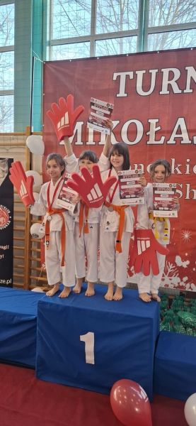 20251207 Easy Resize.com 5416