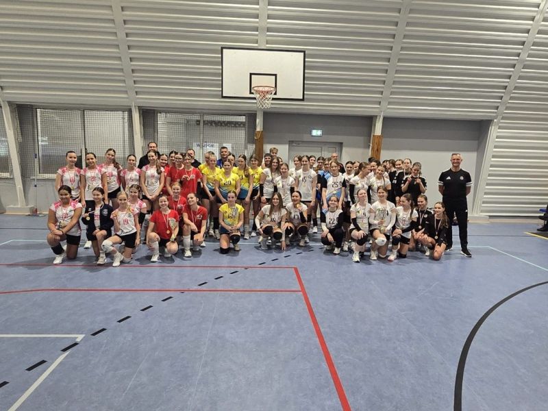 Pilka siatkowa Luban UKS 3 5413