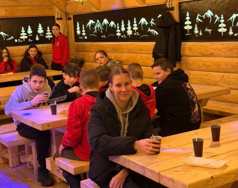 625747912 1591589395930612961 n 5574