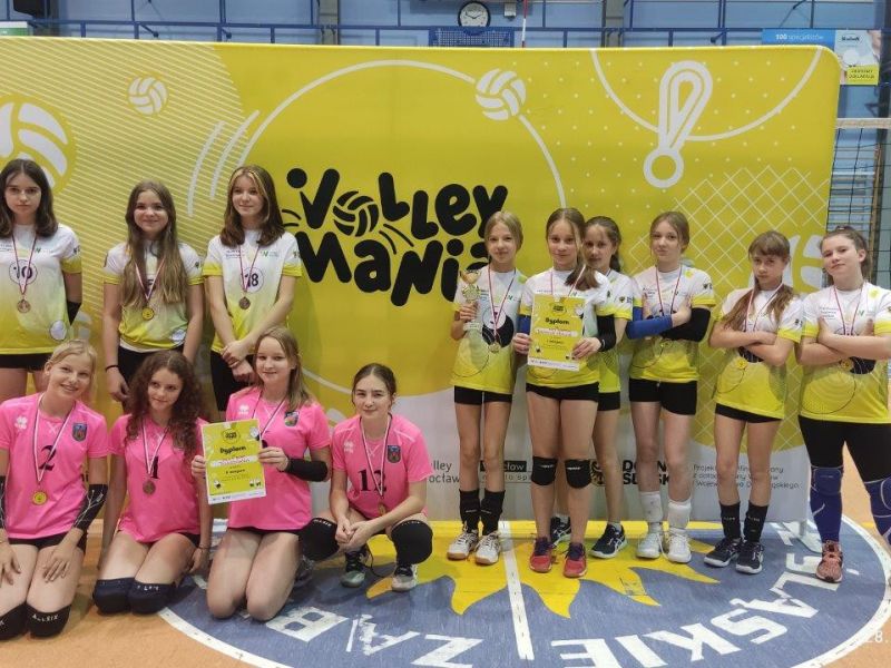 Volleymania Zabkowice 2 989